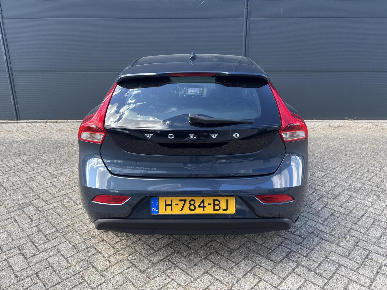 Volvo V40 1.5 T2 Polar+ | Automaat | Navigatie | Cruise