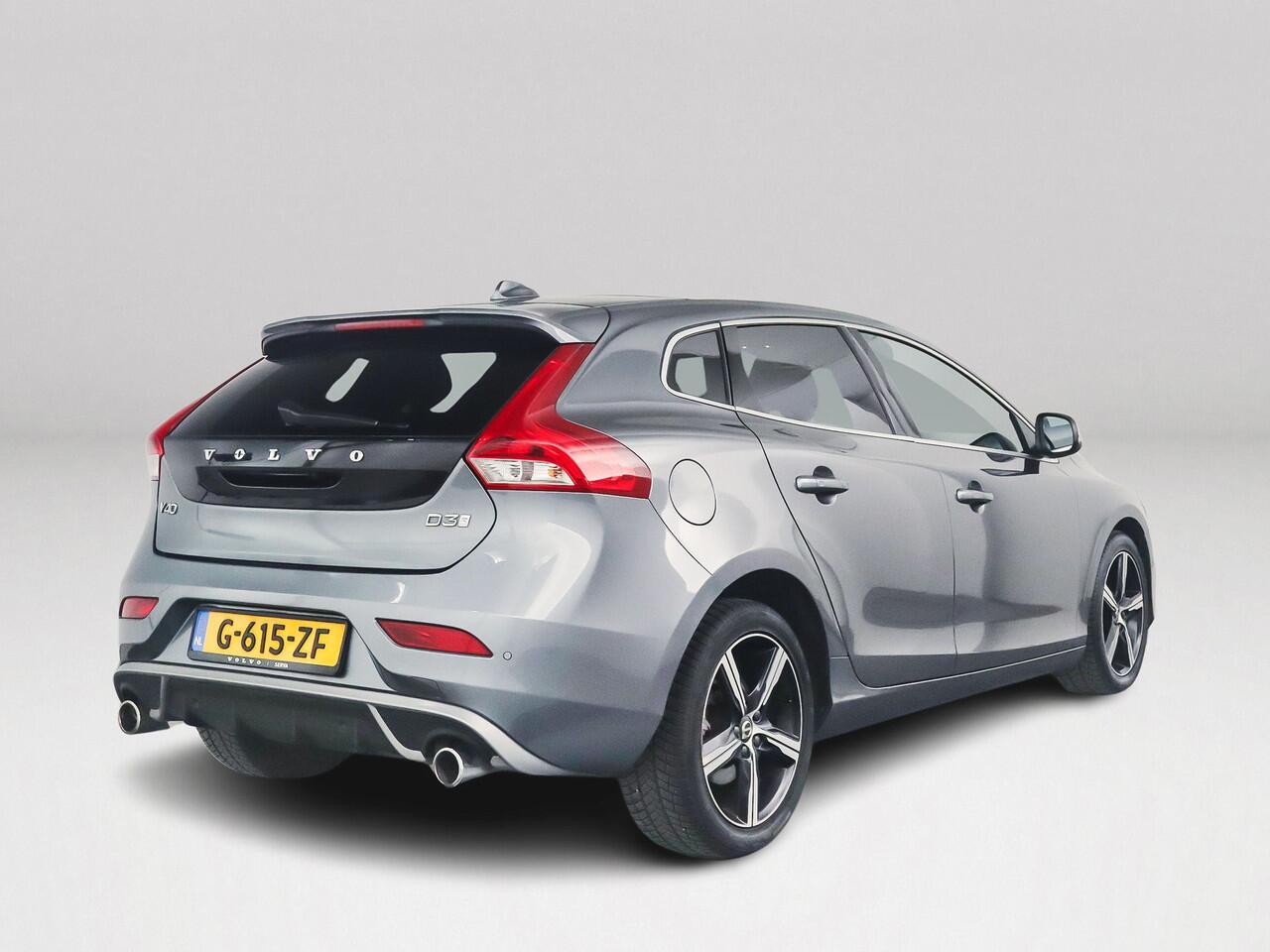 Volvo V40 D3 Aut. Polar+ Sport | Harman Kardon | Panoramadak | Parkeercamera | Stoelverwarming