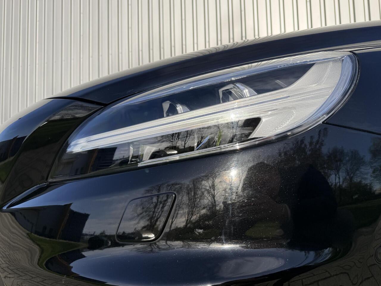 Volvo V40 1.5 T3 Polar+ Sport | Intellisafe | Trekhaak | Vol Leder | Elektrische bestuurdersstoel met geheugen |