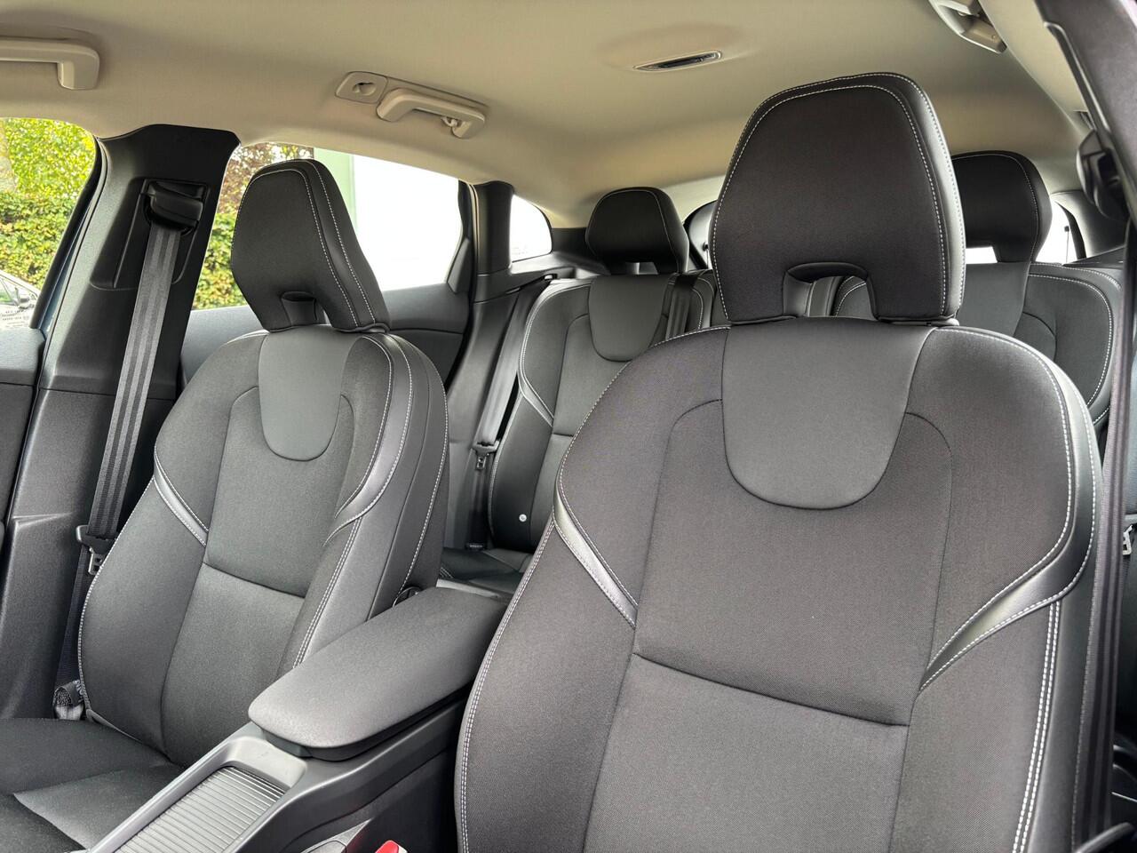 Volvo V40 1.5 T2 Polar+ | Navigatie | Winterpakket |