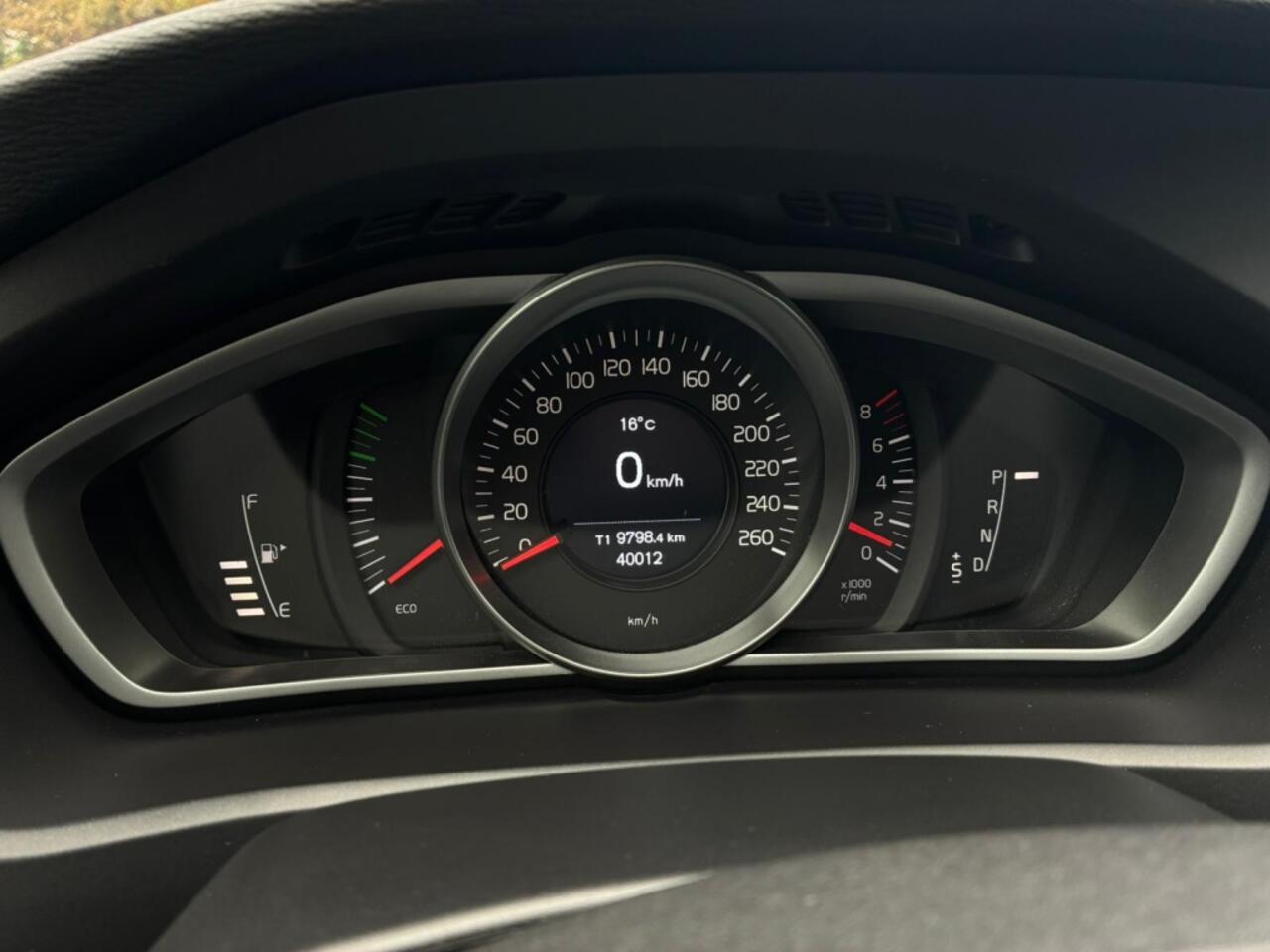 Volvo V40 1.5 T2 Polar [ lage kmstand Nap ]