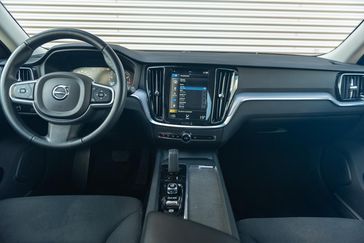 Volvo V60 B4 Benzine Aut. Business Pro ACC Parkeercamera 197pk