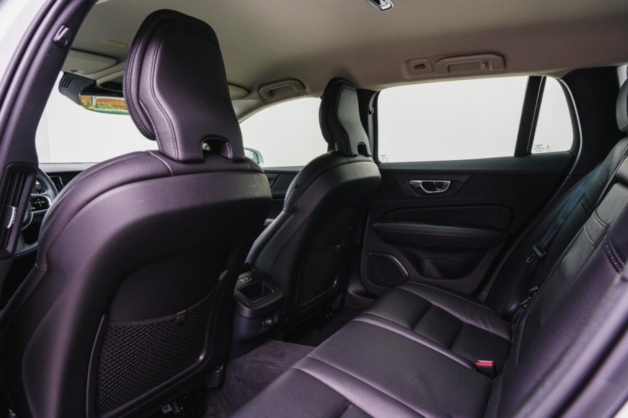 Volvo V60 T5 AWD Cross Country Pro