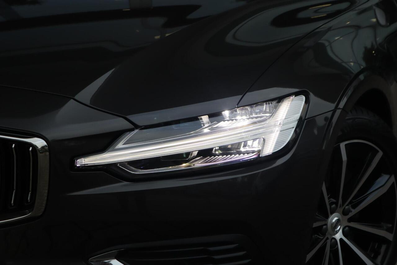 Volvo V60 2.0 T6 Plug-in hybrid AWD Essential Bright