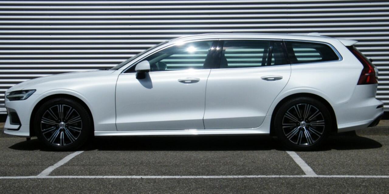Volvo V60 2.0i T5 Inscription Aut8 I NL-Auto I 100% dealer I Pano I Harman