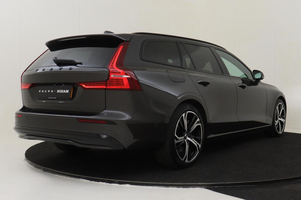 Volvo V60 T6 PLUG-IN HYBRID AWD ULTRA DARK *VOL!* -PANO.DAK|BOWERS&WILKINS|GEVENT.LEDER+MASSAGE|360°CAM|PRIVACY.GLAS|BLACK.BADGE|19"