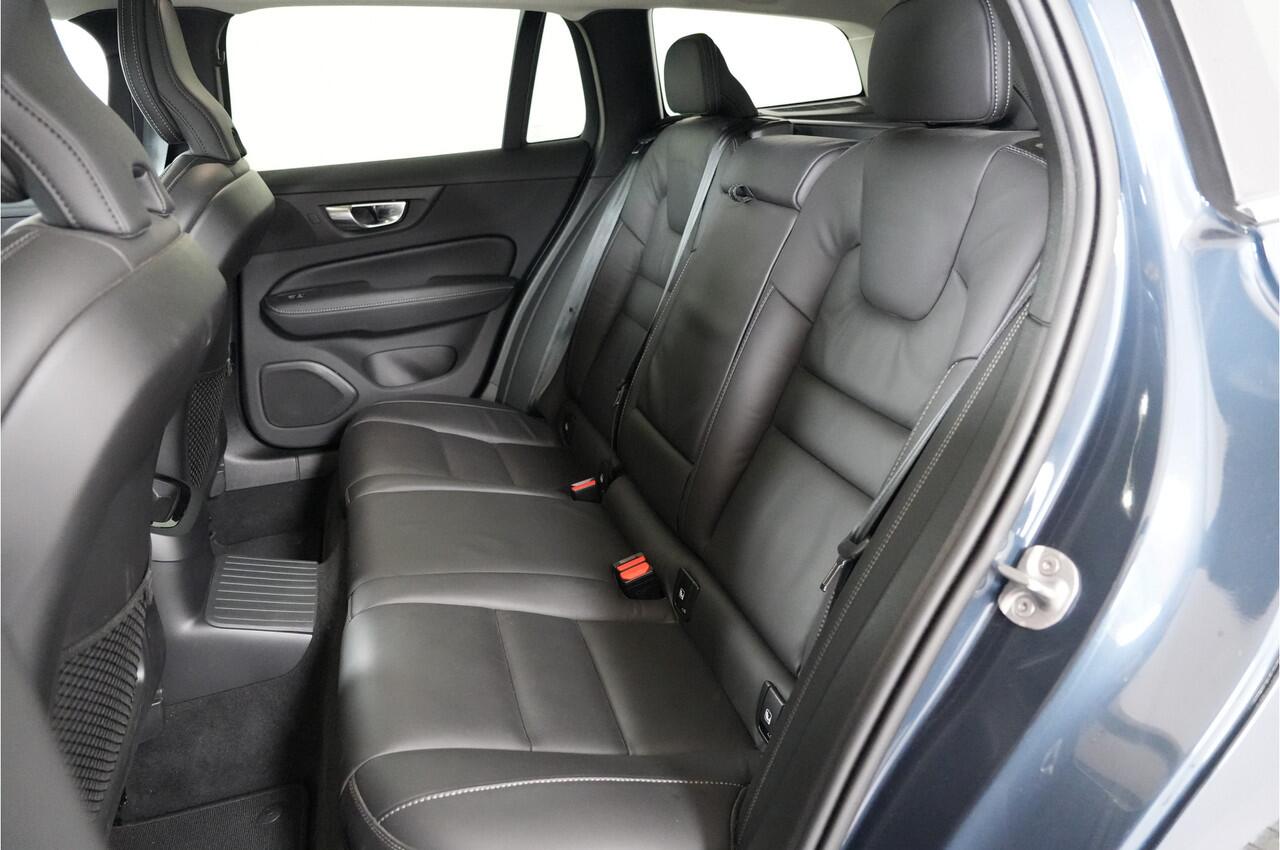 Volvo V60 2.0 T8 Recharge PHEV 455 pk Plus Bright AWD | Pano | HK | DAB+ | Stoelverw. | El. achterklep | El. stl. verst. | Parkeerss. |