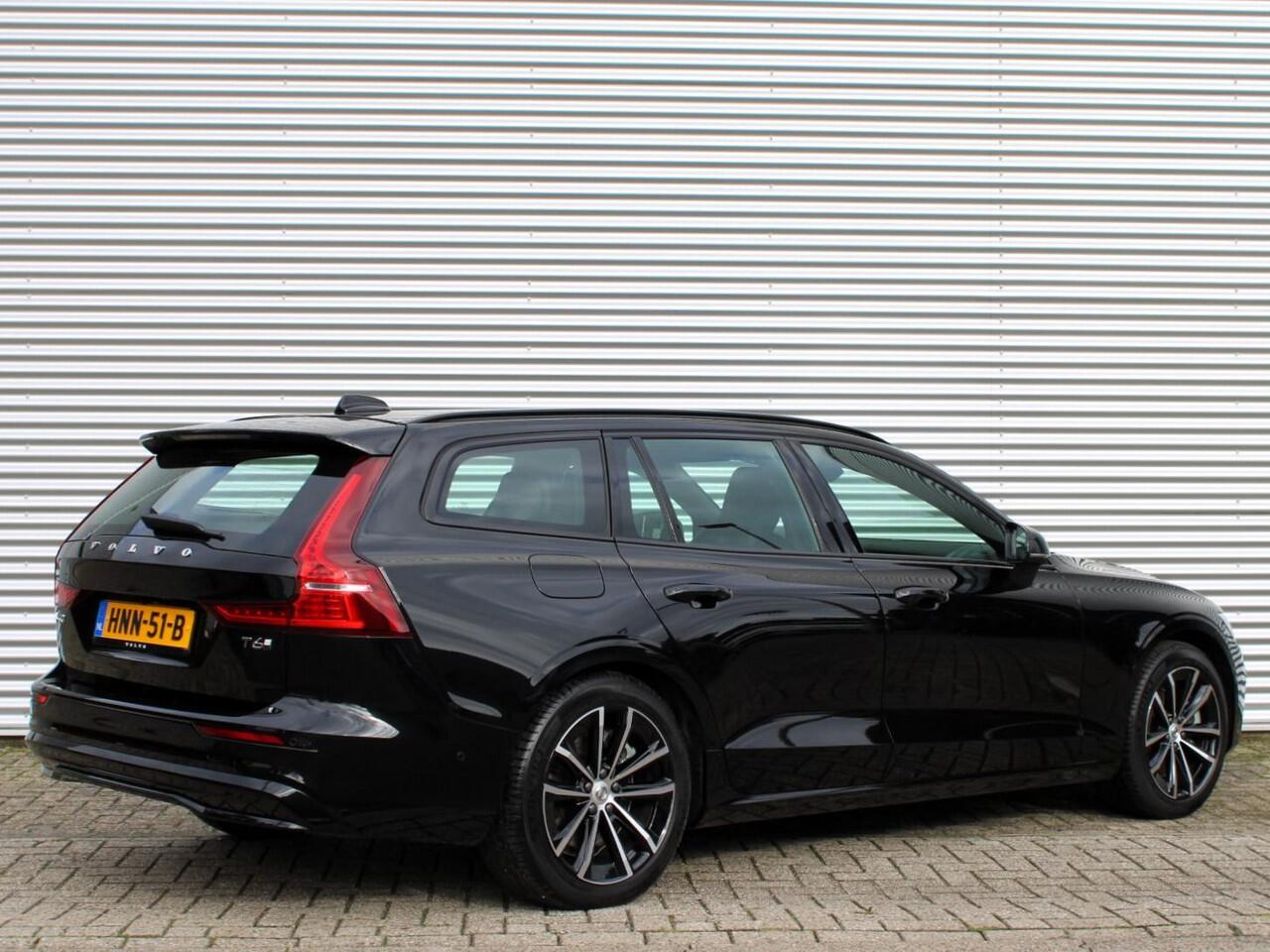Volvo V60 2.0 T6 Plug-in hybrid AWD Plus Dark Automaat / 360* camera / Trekhaak / Nappa leder interieur / Long range accu / Google Maps navi