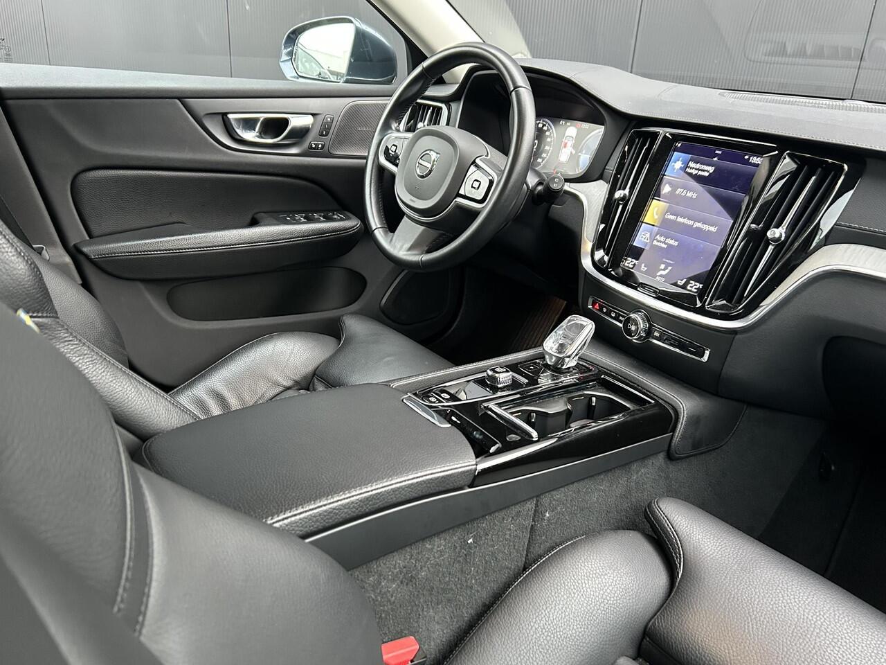 Volvo V60 2.0 T6 Recharge AWD Inscription ;long range/intellisafe excl,bliss/ schuifdak/lighting/ park assist/ 19 inch/ trekhaak