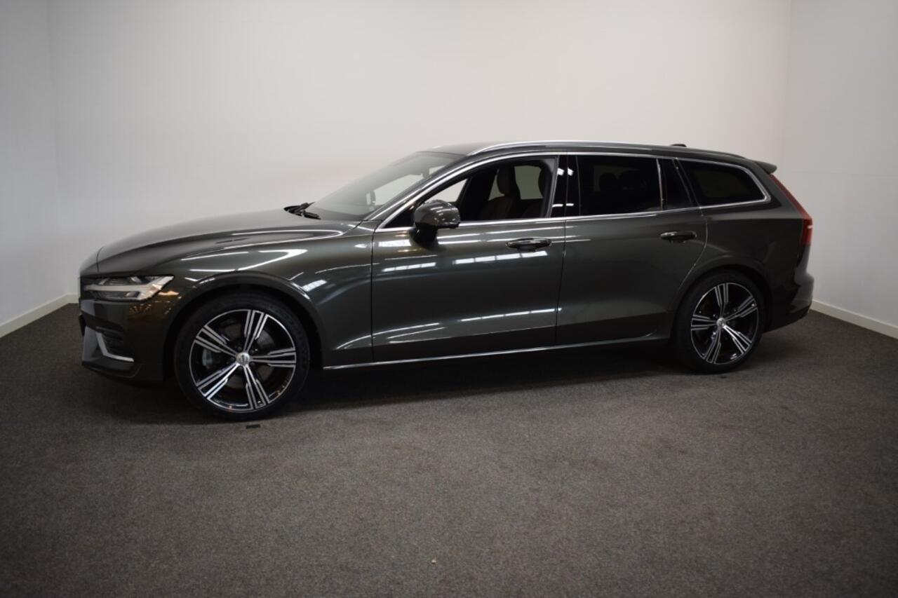 Volvo V60 2.0 T5 250pk AUT8 Inscription Trekhaak 1800kg/ Leer/ Stoel en voorruit verw./ Elec Aklep
