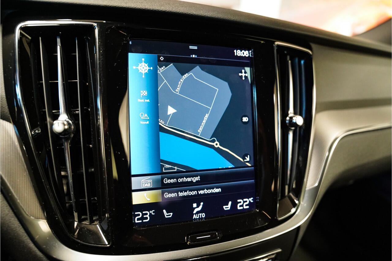 Volvo V60 T8 Recharge AWD R-Design|Harman Kardon|Leder|Camera