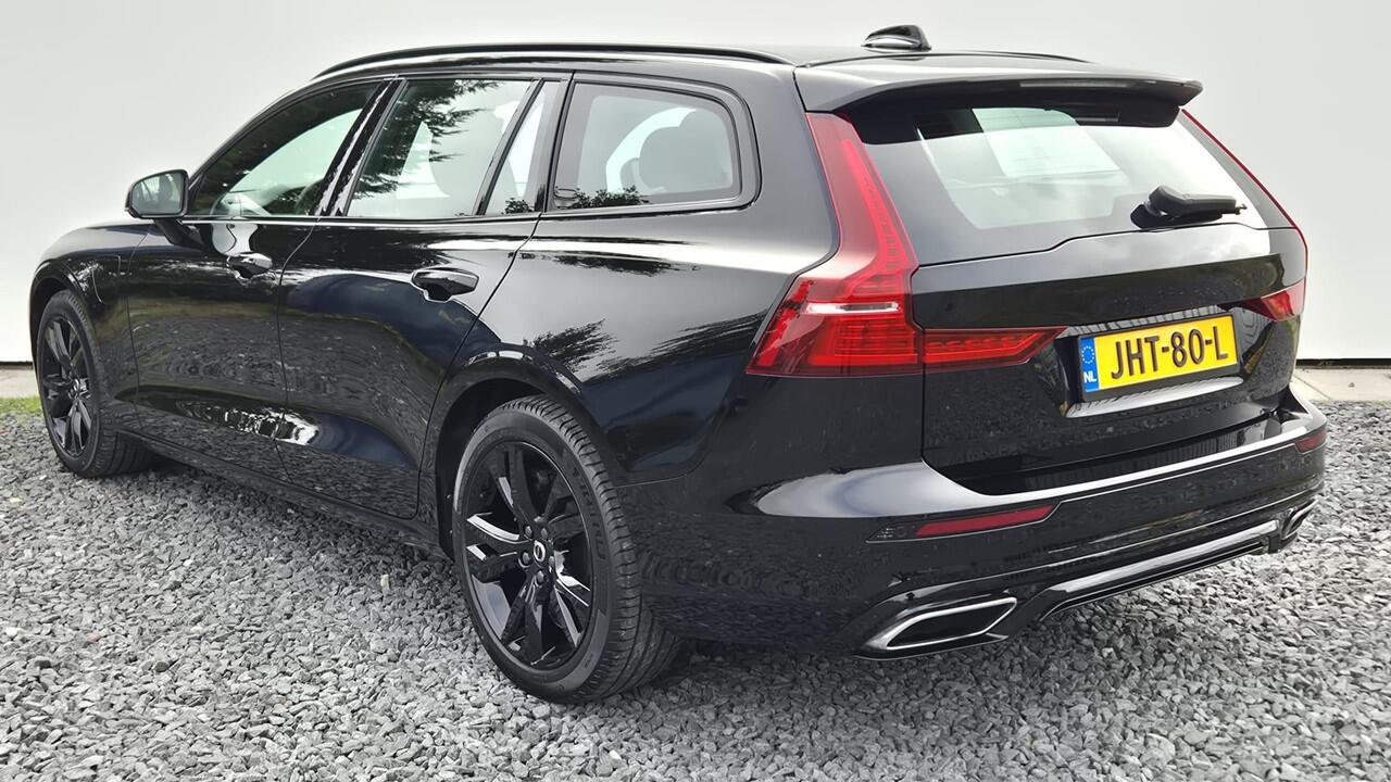 Volvo V60 2.0 T6 Black Edition Recharge AWD Winter Pack - Wegklapbare Trekhaak - Elektrisch bedienbare bestuurder stoel met memory
