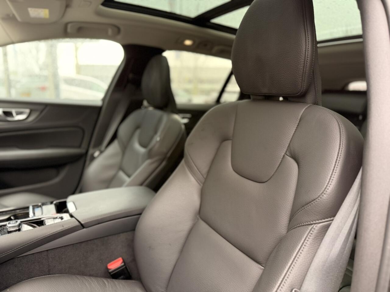 Volvo V60 2.0 T8 AWD Plus Bright | Trekhaak | Panoramadak