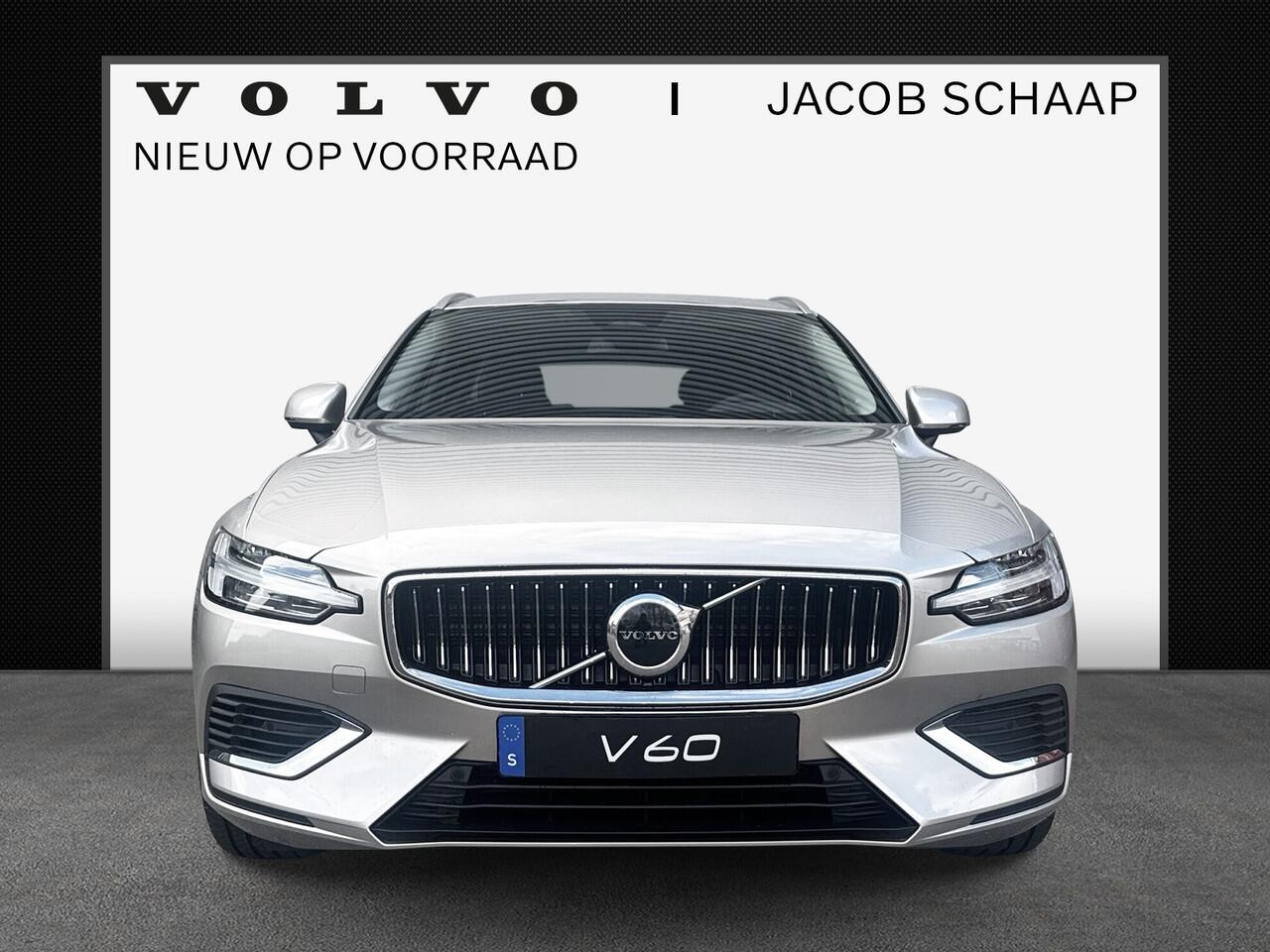 Volvo V60 T6 Plug-in hybrid AWD Essential Edition / VOORAAD AKTIE PRIJS /