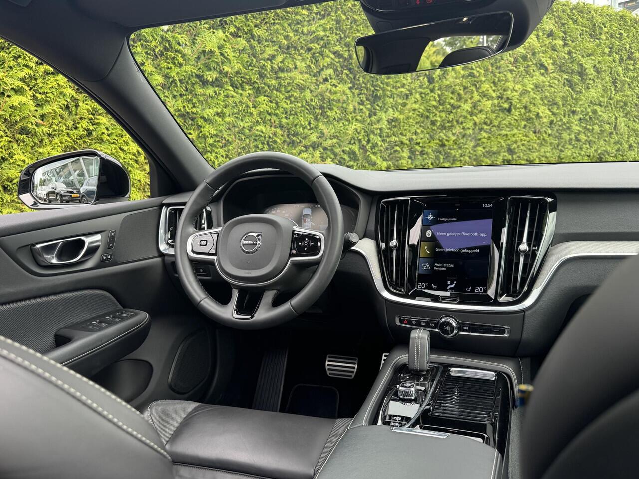 Volvo V60 T6 Recharge AWD R-Design | Panoramadak | Elekt.stoel | DAB | CarPlay