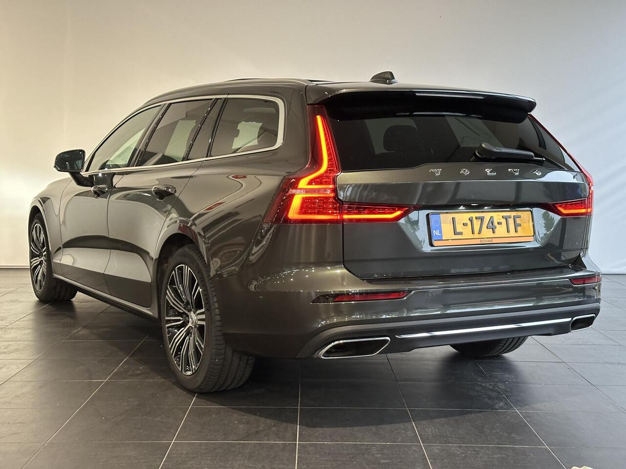 Volvo V60 2.0 B3 Inscription | TREKHAAK | PANORAMADAK | LEDEREN BEKLEDING | COMPLETE AUTO!