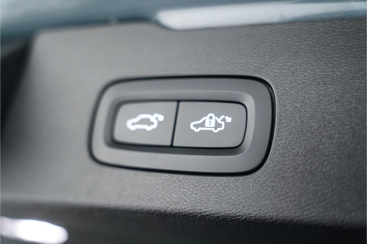 Volvo V60 T8 Recharge AWD R-Design|Harman Kardon|Leder|Camera