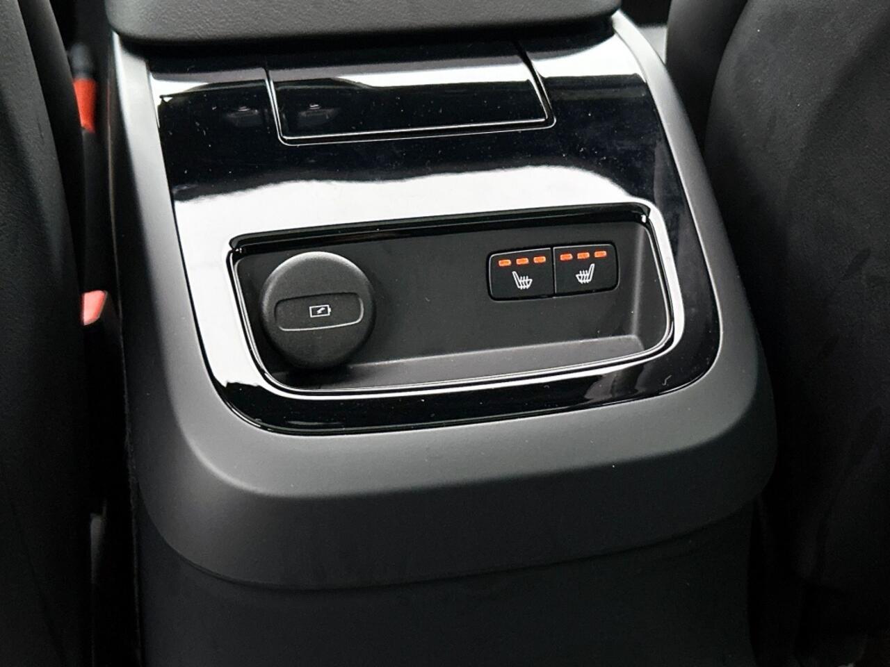 Volvo V60 2.0 T6 Black Edition | Panorama Dak | 360* | Trekhaak | Sportled