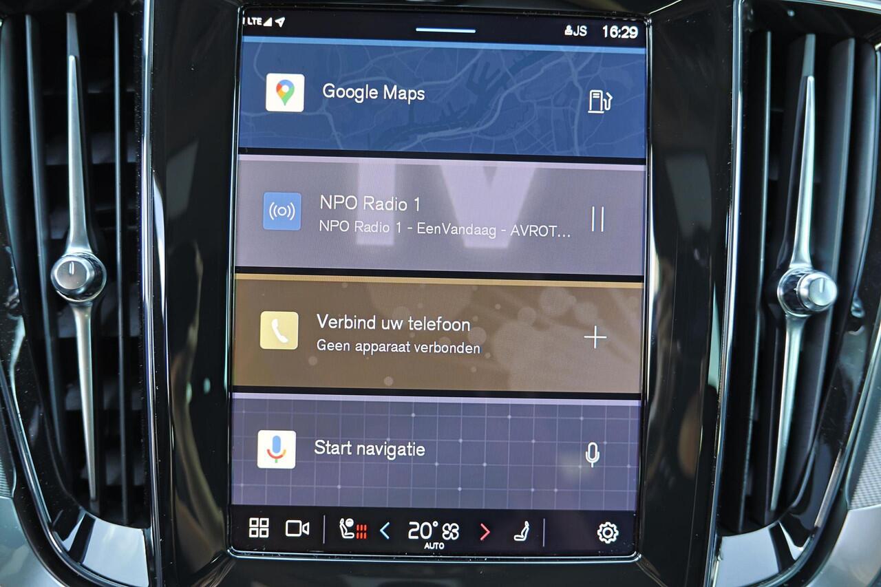 Volvo V60 B4 Essential Edition Sport - Intellisafe Assist & Surround - Parkeercamera achter- Verwarmbare voorstoelen, stuurwiel en achterbank - Parkeersensoren voor & achter - Lederen bekleding - 19' wielen
