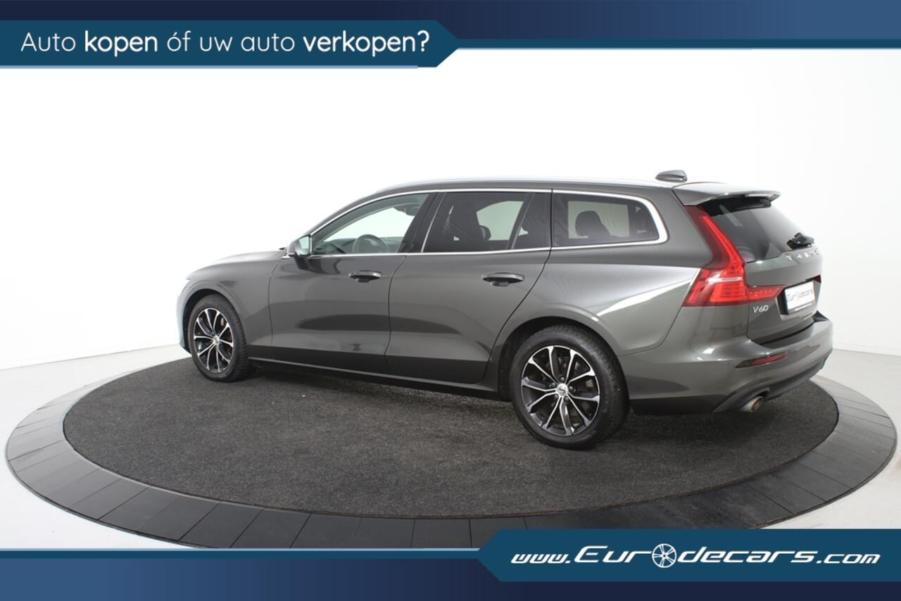 Volvo V60 2.0 B3 Momentum *1ste Eigenaar*Navigatie*Park assist*