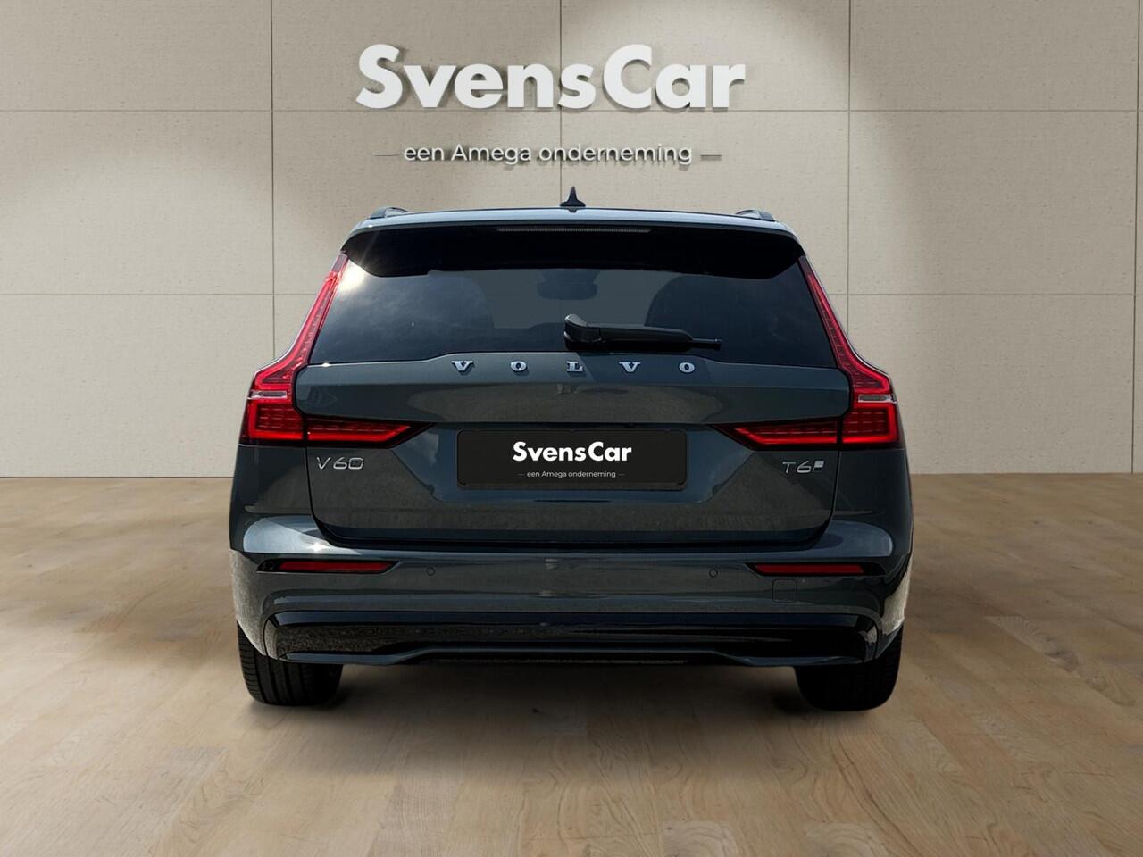 Volvo V60 2.0 T6 Plug-in hybrid AWD Plus Dark | Amber Nappa Lederen bekleding | Panoramadak | Extra getint glas | Harman/Kardon Audio |