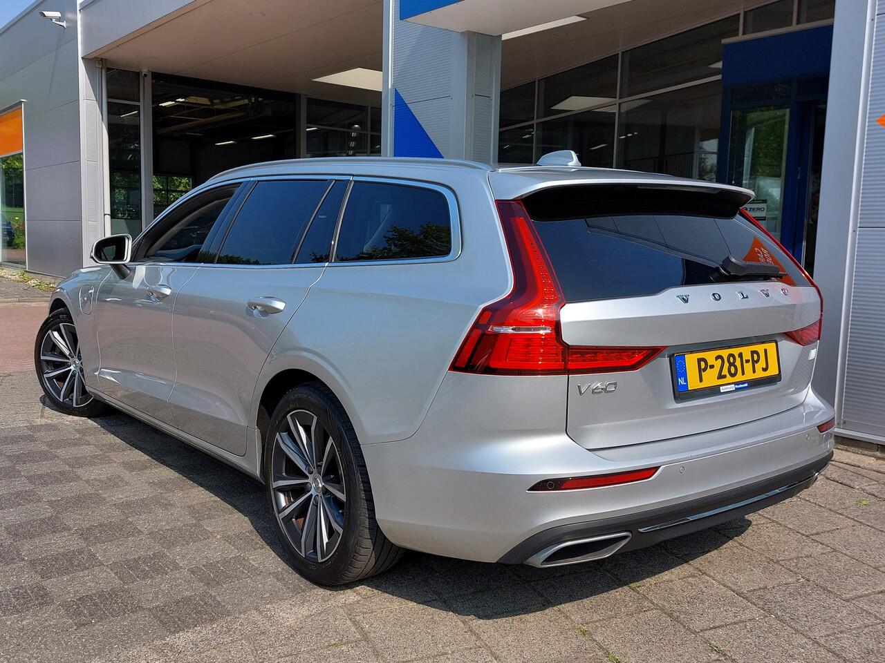 Volvo V60 2.0 T6 Recharge AWD Business Pro | Navi | Apple Carplay + Android Auto | Clima | Adap.Cruise | Led Koplampen | Keyless Entry | Dodehoek+Rijstrook+Licht+Regensensor | Privacy Glass | 18''lm