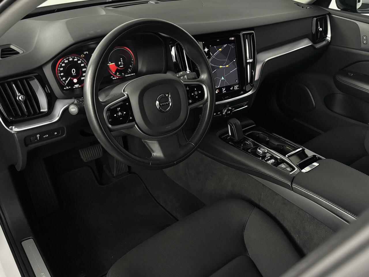 Volvo V60 2.0 T6 Recharge AWD R-Design Expression | Trekhaak elektrisch wegklapbaar | winterpakket