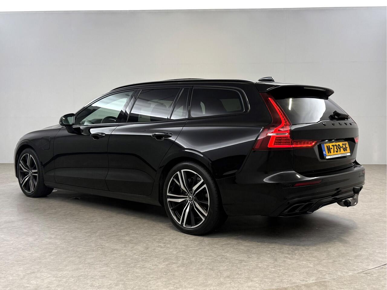 Volvo V60 2.0 T6 Recharge 340PK AWD R-Design | Pano | H/K | Virtual | Memory | Camera | Stoel/Stuurverw. | Trekh. | Keyless | Carplay | NAP