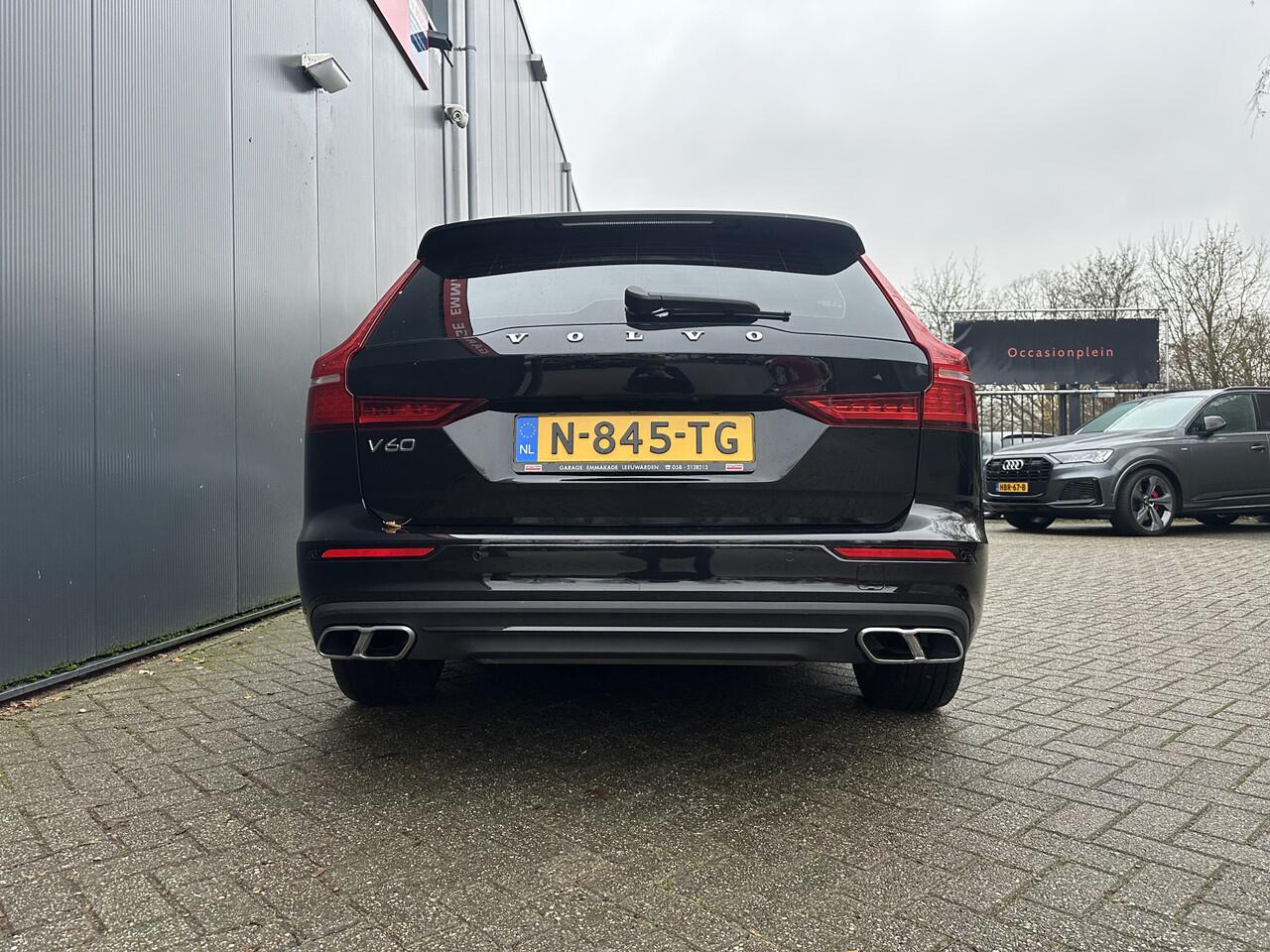 Volvo V60 2.0 B3 Momentum Advantage