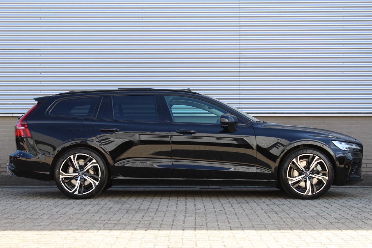 Volvo V60 2.0 T6 Plug-in hybrid AWD Plus Dark | Panoramadak | Trekhaak | BLIS | H/K | 360 Camera