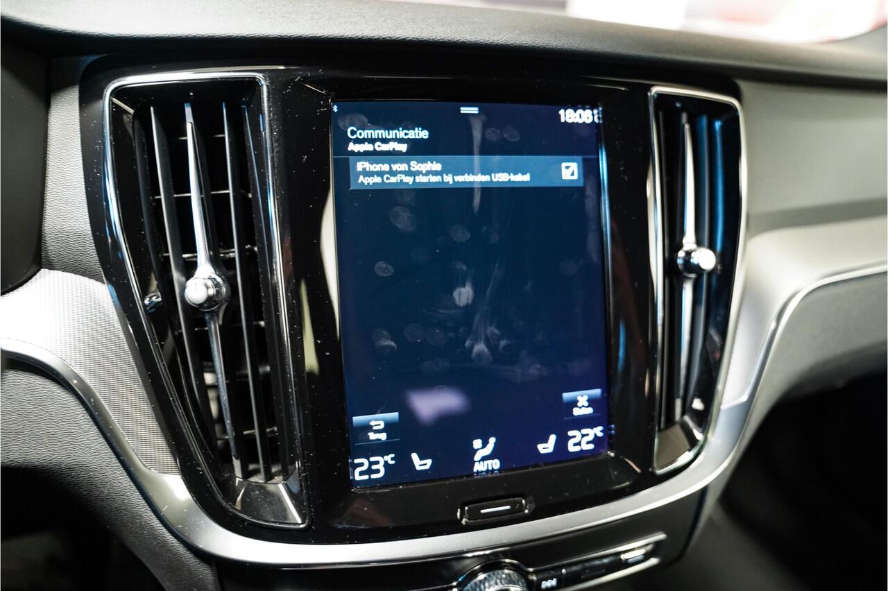 Volvo V60 T8 Recharge AWD R-Design|Harman Kardon|Leder|Camera