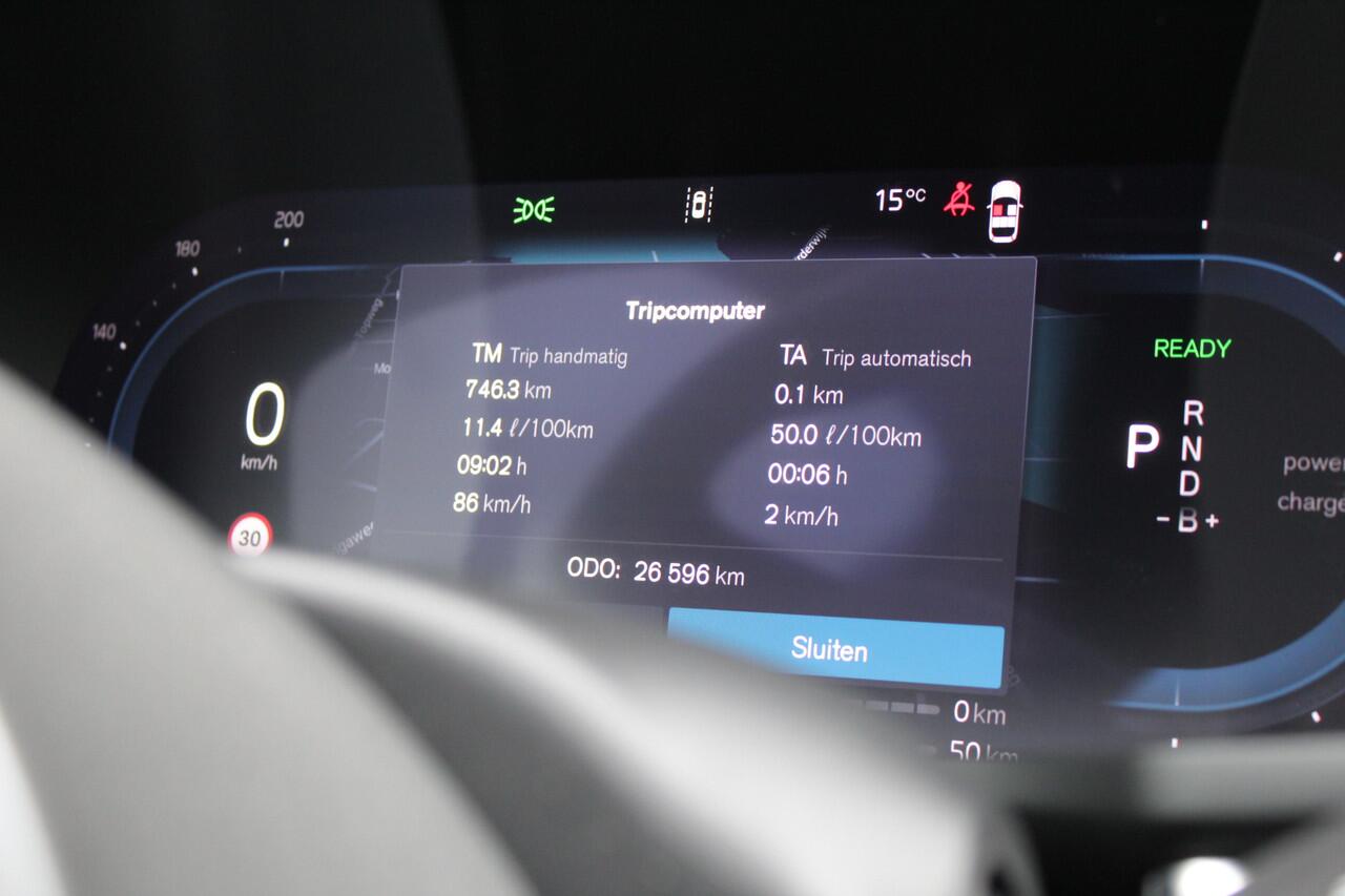 Volvo V60 2.0 T6 Plug-in hybrid AWD Plus Dark | Leder | Trekhaak | 360 Camera | H&K | Pilot Assist