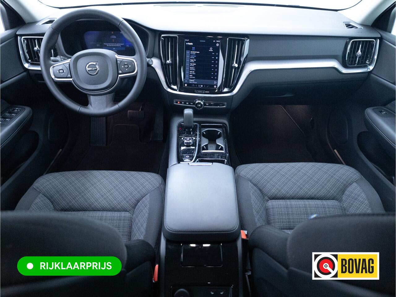 Volvo V60 2.0 T6 Plug-in hybrid AWD Core Buss. Long range | Stoel-, Stuur- & achterbankverw. | Wegklapbare trekhaak | Adaptieve Cruise, Camera, wordt geleverd met een zomer- en winterbandenset op lmv, Elec. achterklep