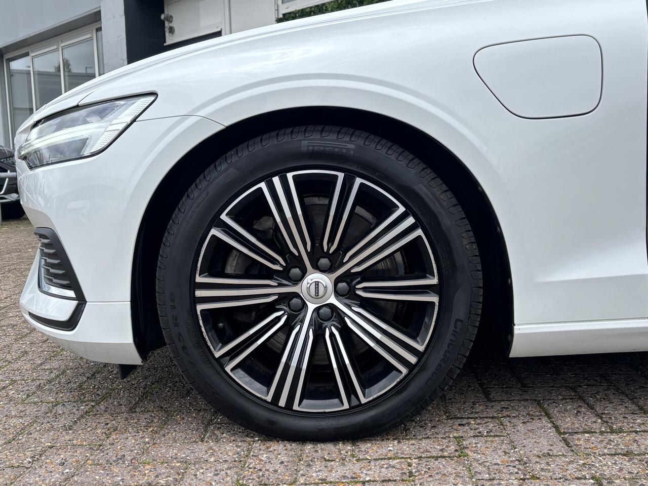 Volvo V60 2.0 T8 Recharge AWD Inscription | Camera | Trekhaak | Memory | BTW