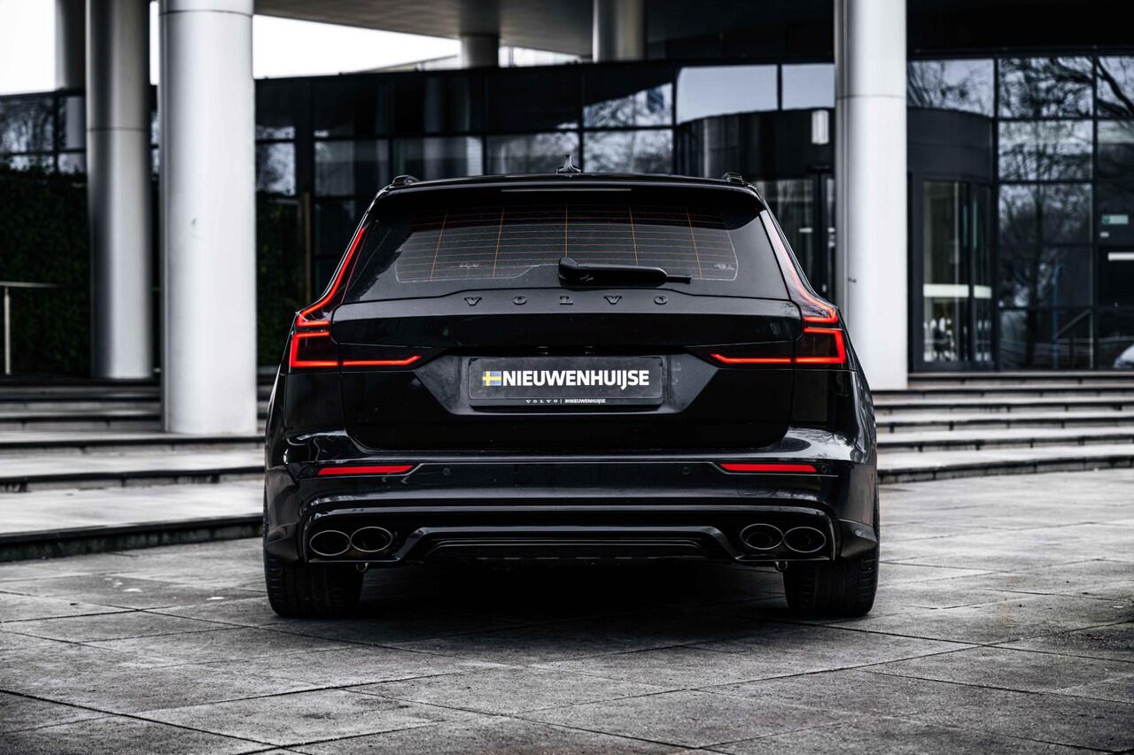 Volvo V60 2.0 T8 Plug-in hybrid AWD Ultra Dark Performance Edition | Heico Body Kit | 21" Polestar Velgen | Donker Glas | Trekhaak | Polestar Tuning | Uniek |