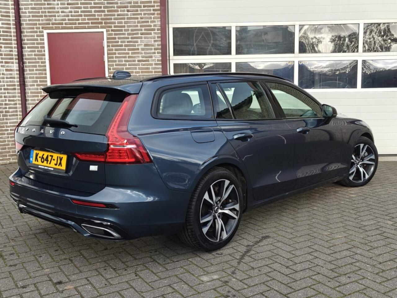 Volvo V60 2.0 T6 Recharge AWD R-Design - all in prijs