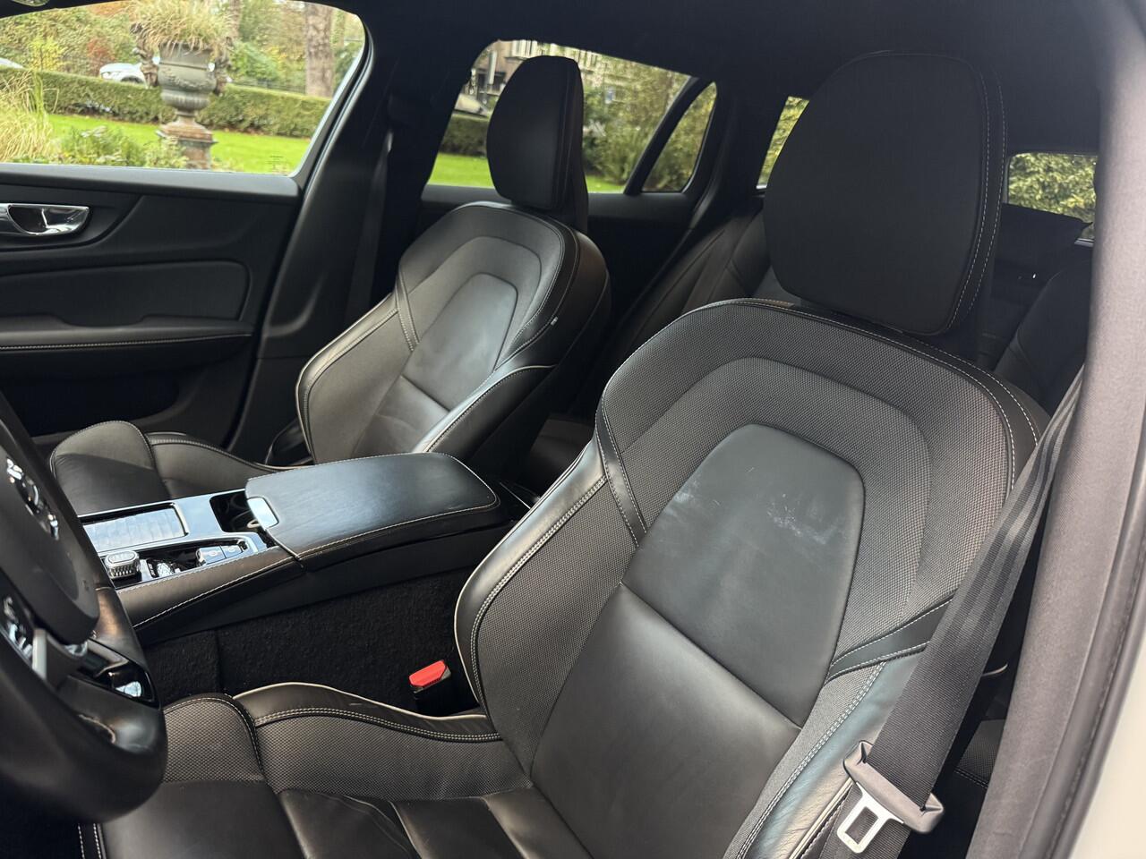 Volvo V60 2.0 T6 Recharge AWD R-Design, Memory