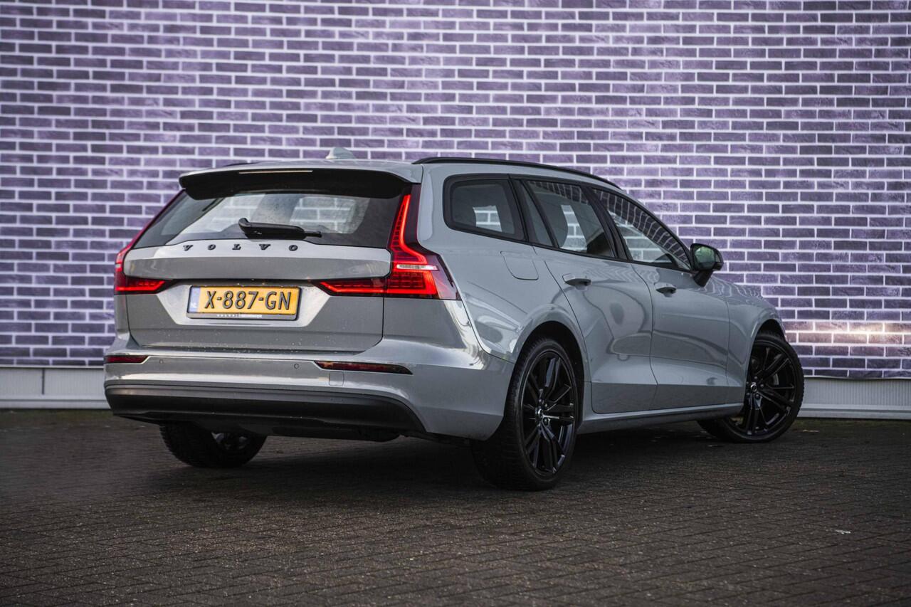 Volvo V60 2.0 B3 Essential Edition | Sport Pack | 19" Black Edition Velgen | Leder | Adaptieve Cruise Control | Stoelverwarming | Park Assist |