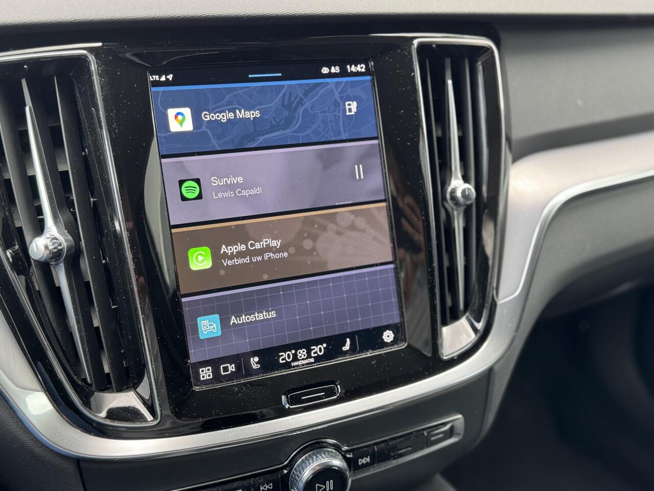 Volvo V60 2.0 T6 Plug-in hybrid AWD Essential Edition Climate Line | Park Assist Line | IntelliSafe Assist | Longe Range