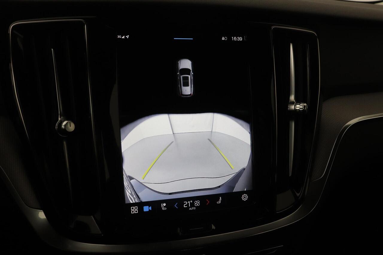 Volvo V60 T6 Plug-in hybrid Plus Dark | NIEUW! | ACC | Stoel+Stuurverwarming | Camera | Stoel+Stuurverwarming | Keyless
