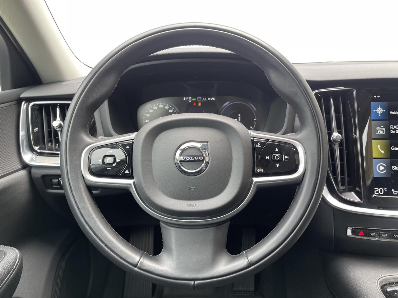 Volvo V60 2.0 T8 Recharge AWD Inscription Park Assist Pack