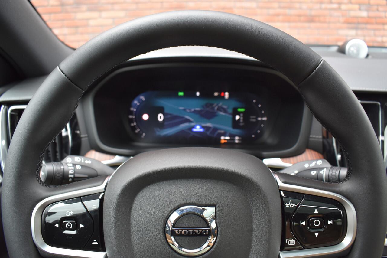 Volvo V60 T6 350PK Plug-in hybrid AWD Ultra Bright | Lounge | 19'' | Bowers & Wilkins | 360 Camera | Massage | Voorraadvoordeel |