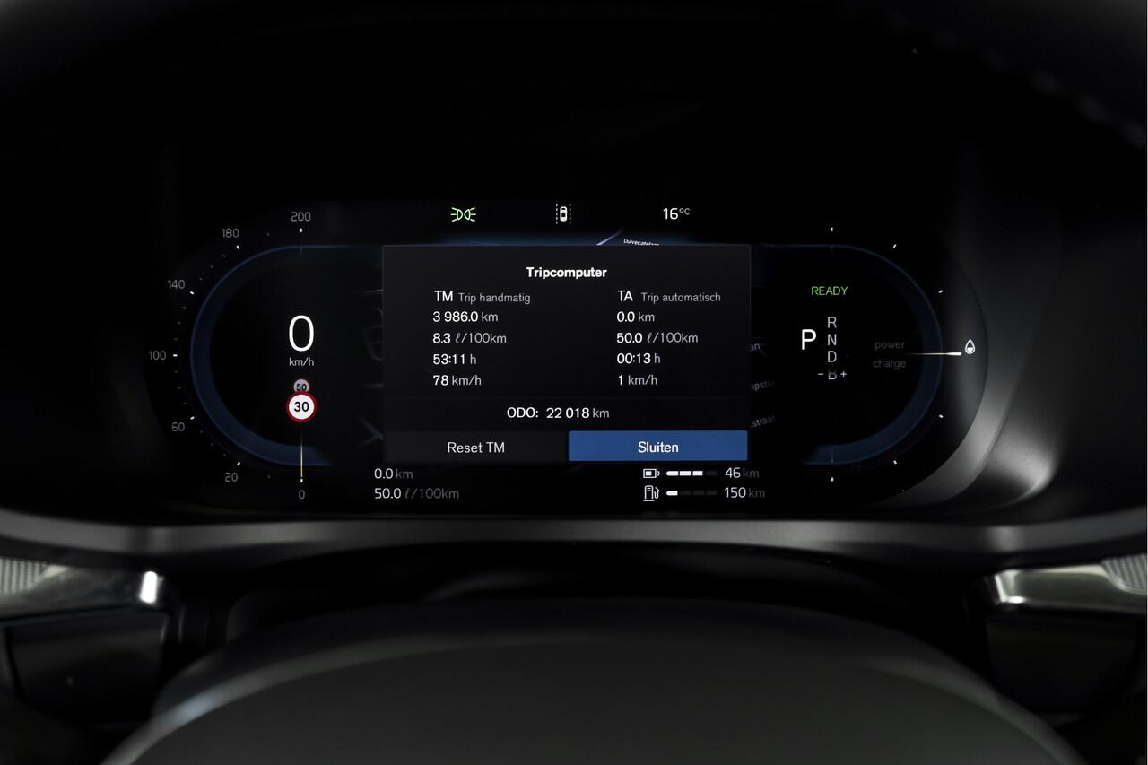 Volvo V60 2.0 T6 Plug-in hybrid AWD Ultra Dark | S/K-panodak | Bowers/Wilkens | Dig. Cockpit | Adapt. Cruise | Memory Stoelen | Elek. Klep | Stoel-+stuurverw. | 360 Camera | NAV+App. Connect | Elek. trekhaak | LM 19" |