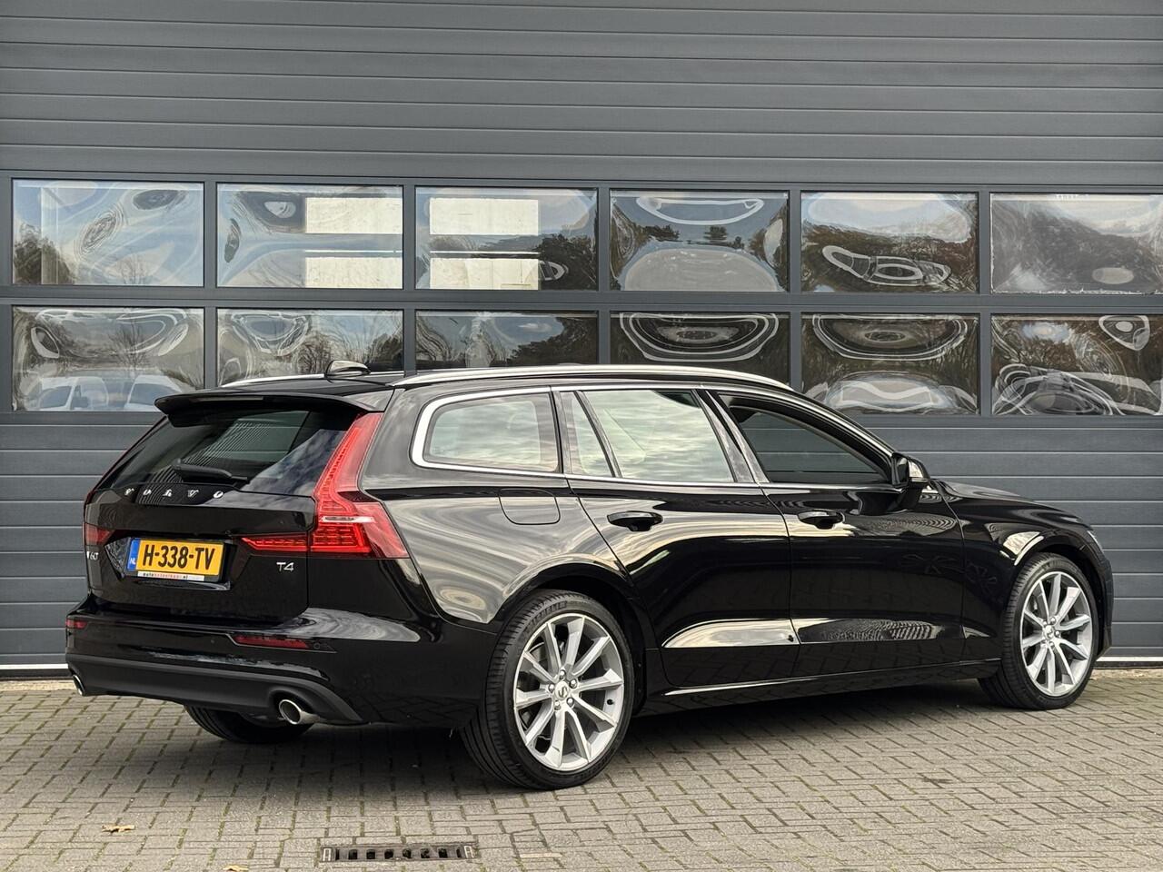 Volvo V60 2.0 T4 R-DESIGN I P-CAMERA I LEDEREN BEKLEDING I ADAPT. CRUISE CONTROL I APPLE CARPLAY