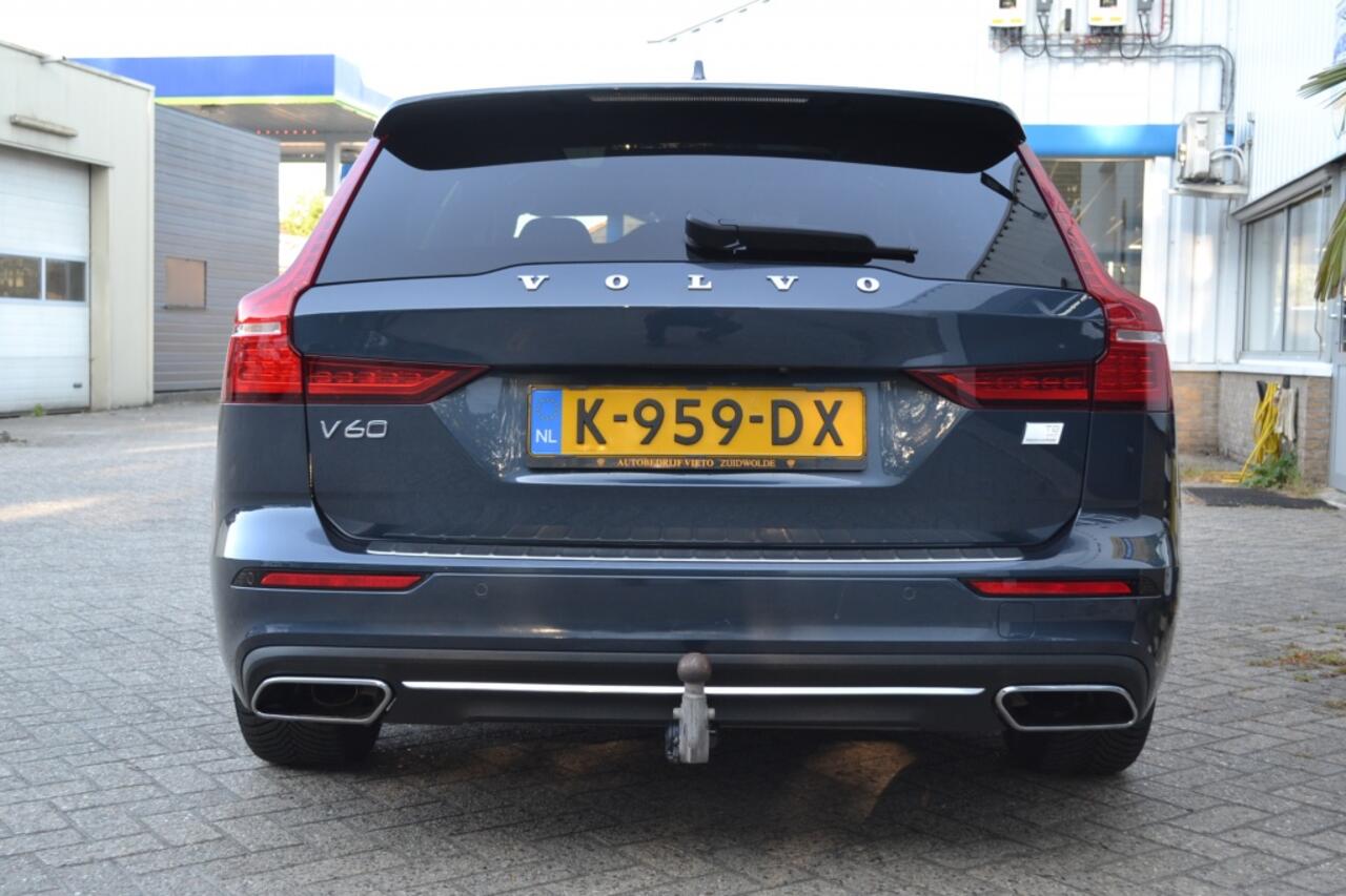 Volvo V60 2.0 T8 AWD R. R-Des.