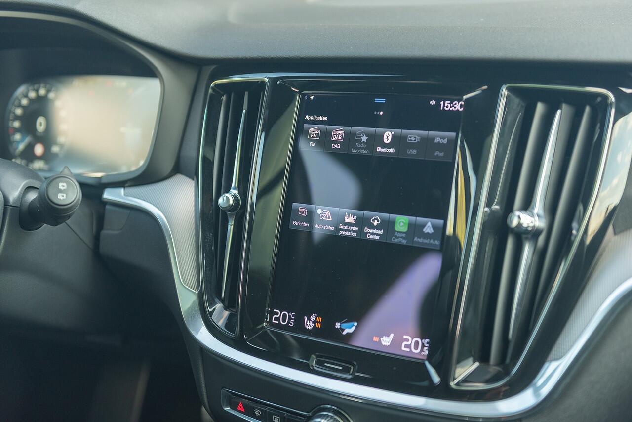 Volvo V60 T6 Aut. Plug-In Hybrid R-Design Leder Panoramadak 340pk