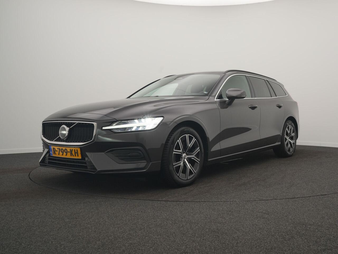 Volvo V60 2.0 B3 Core - Occasion Lease vanaf ¤589 p/m - RIJKLAARPRIJS - All seasonbanden - DAB+ - Achteruitrijcamera - Keyless Entry & GO - Stoel- en Stuurverwarming