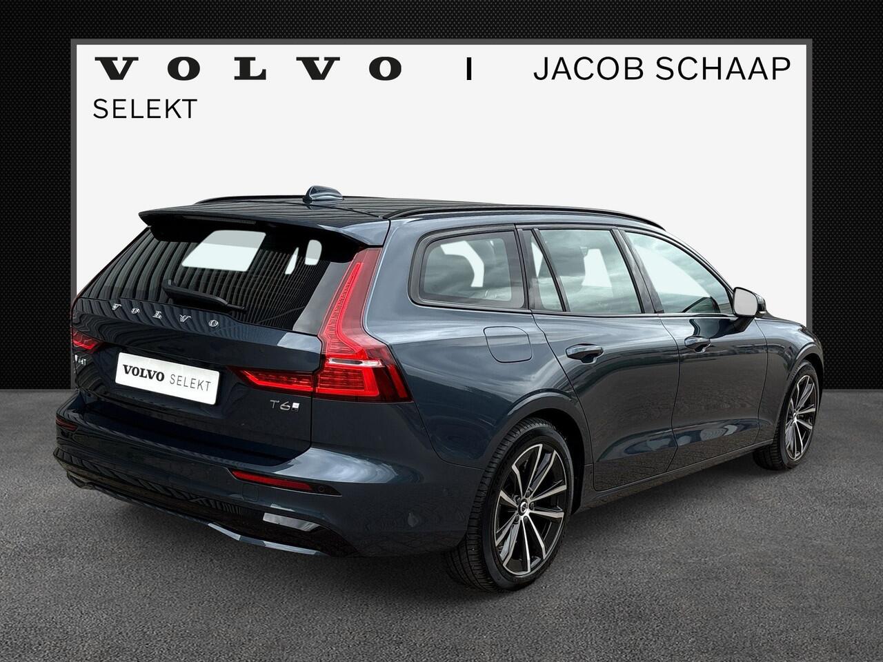 Volvo V60 T6 Plug-in hybrid AWD Plus Dark / Rondomzichtcamera / Elektr. inklapbare trekhaak / Harman/Kardon /