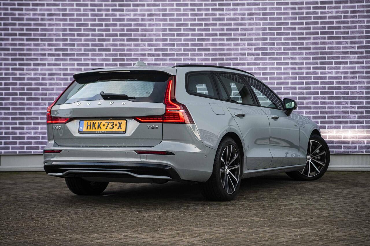 Volvo V60 2.0 T6 Plug-in hybrid AWD Plus Dark | Trekhaak | 360 Camera | Harman Kardon audio | Stoel- en stuurwielverwarming | Adaptive cruise control | Dode hoek detectie BLIS |