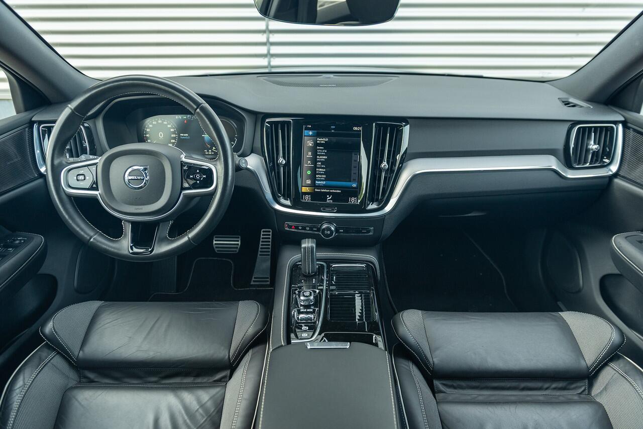 Volvo V60 T6 Aut. Plug-in Hybrid R-Design ACC Leder 340pk